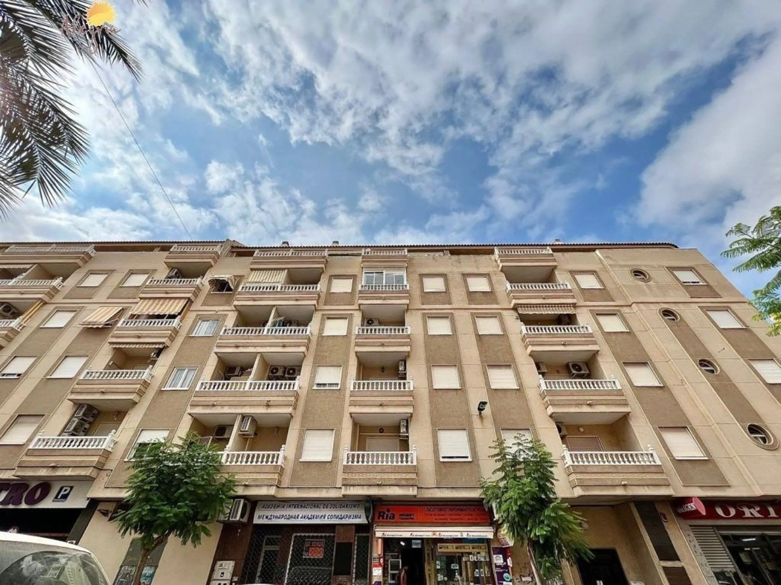 Charming Apartment for Sale in Torrevieja – €149,000