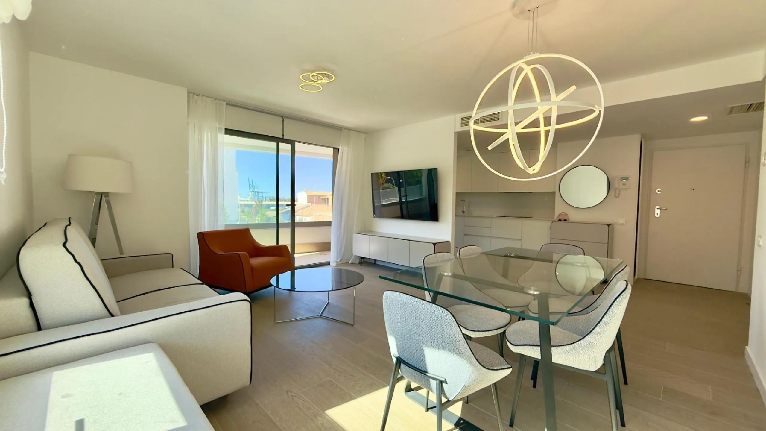 Piso moderno de 3 dormitorios en el centro de Alicante – Residencial Savery
