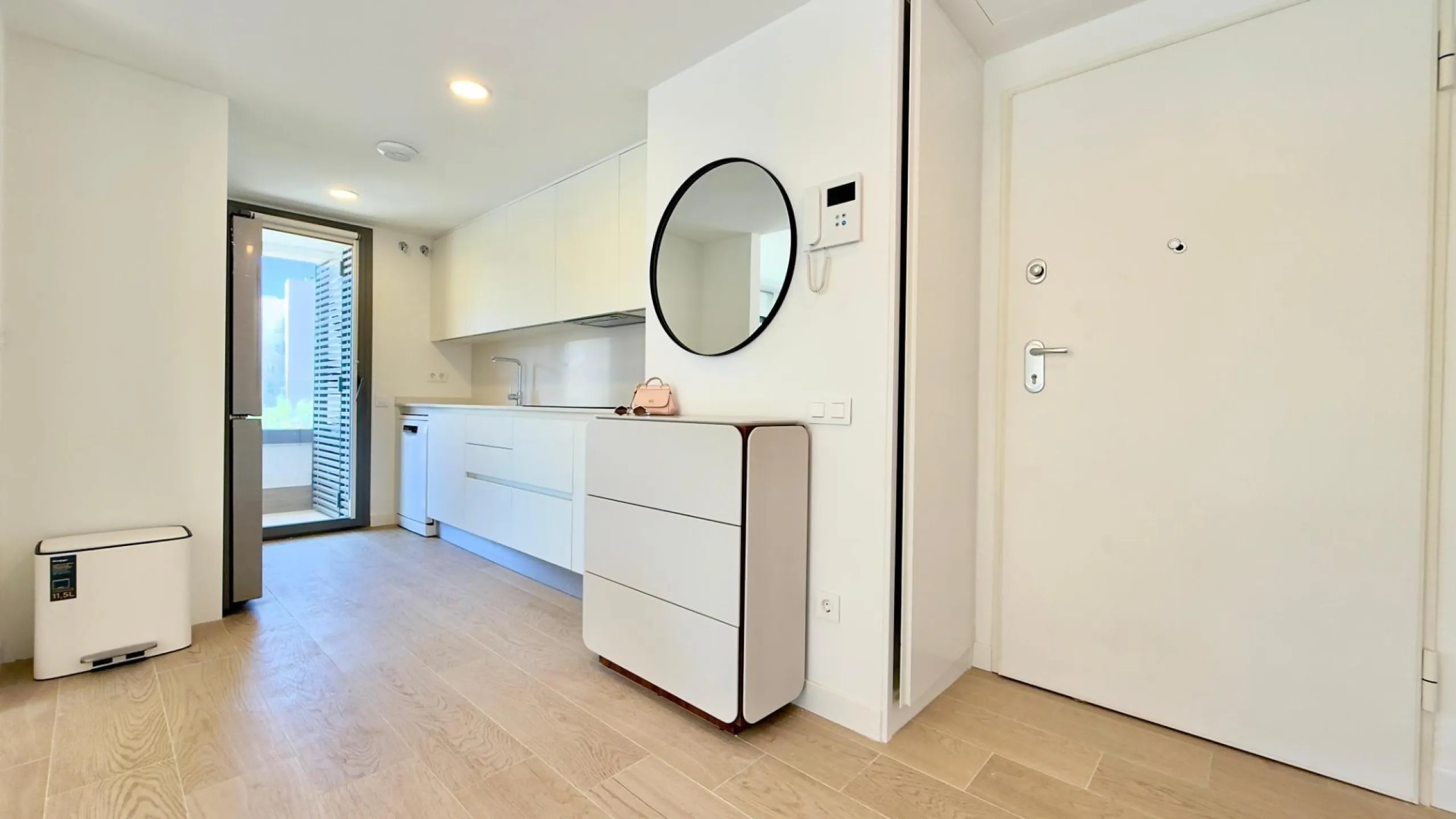 Piso moderno de 3 dormitorios en el centro de Alicante – Residencial Savery