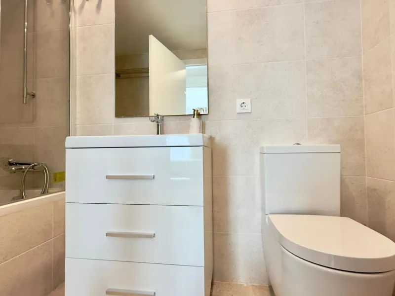 Piso moderno de 3 dormitorios en el centro de Alicante – Residencial Savery