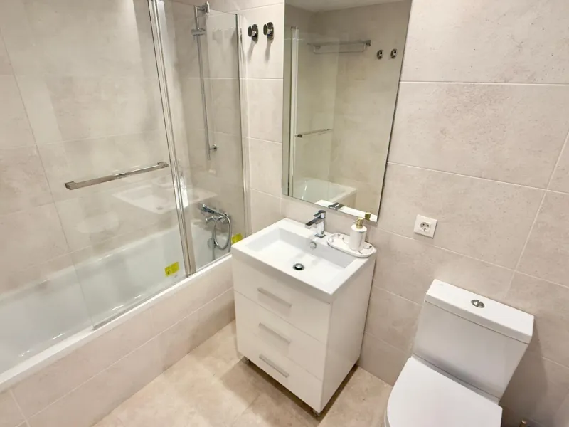 Piso moderno de 3 dormitorios en el centro de Alicante – Residencial Savery