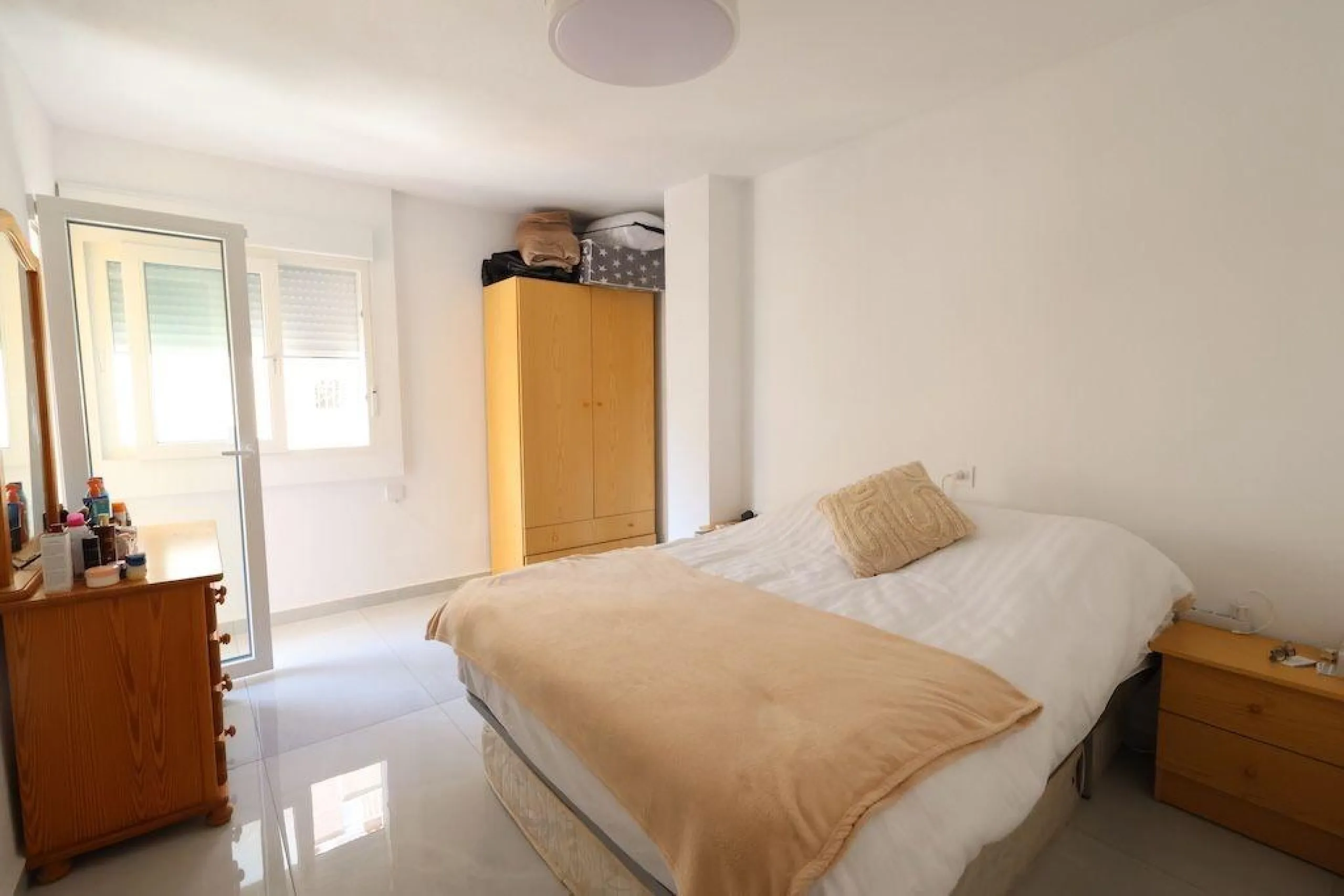Amplio apartamento reformado a 100m de la playa