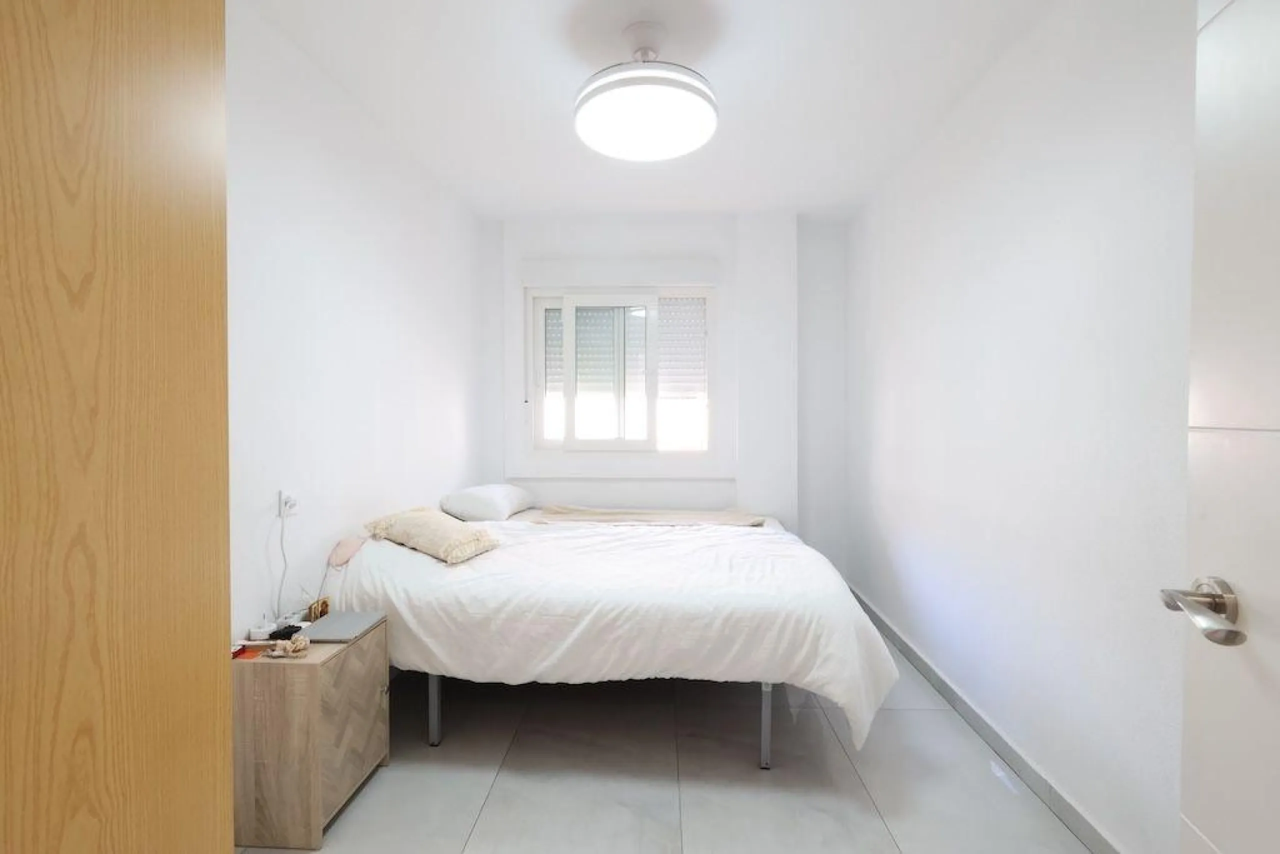 Amplio apartamento reformado a 100m de la playa