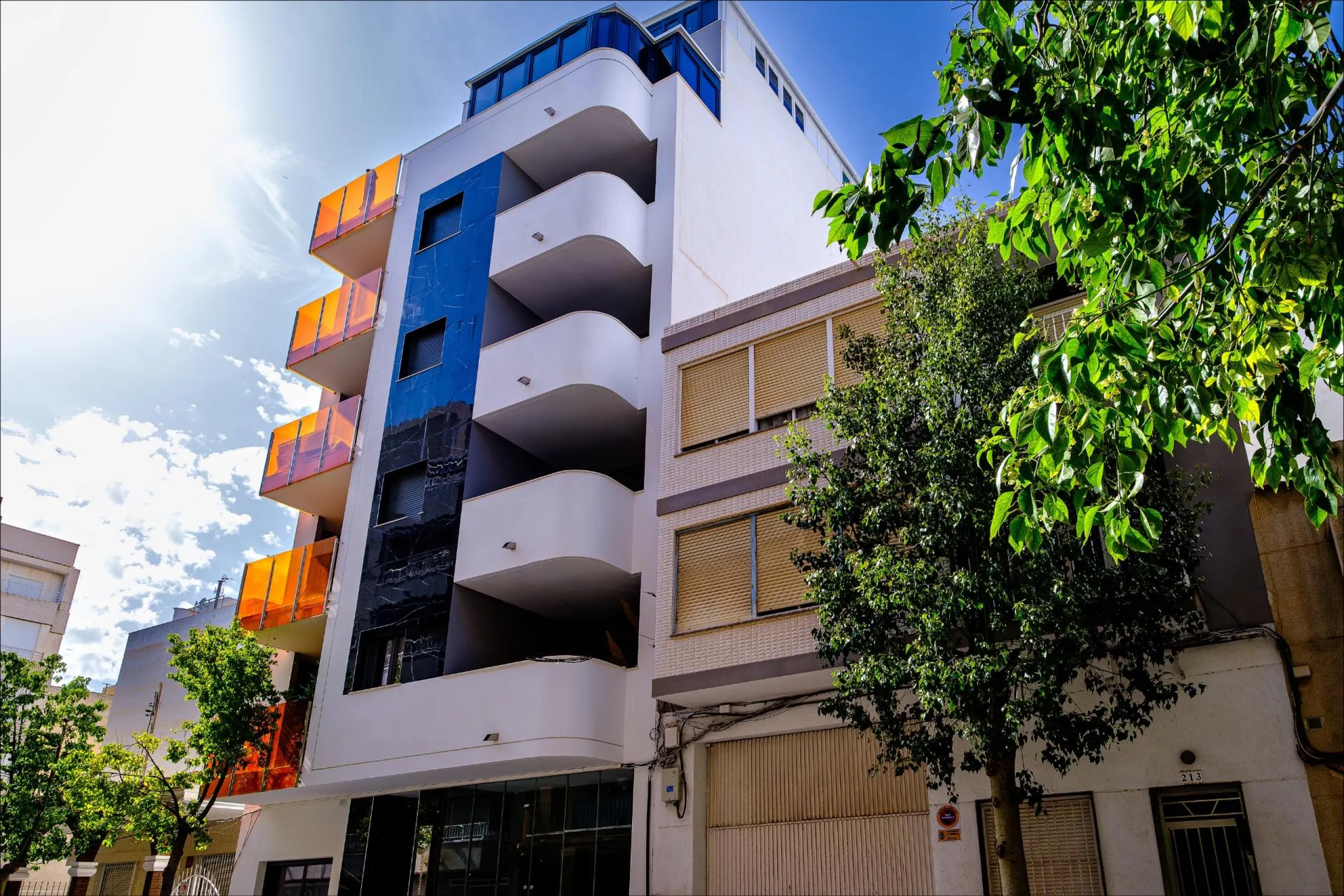 Exclusive Penthouse by the Sea with Two Guest Studios