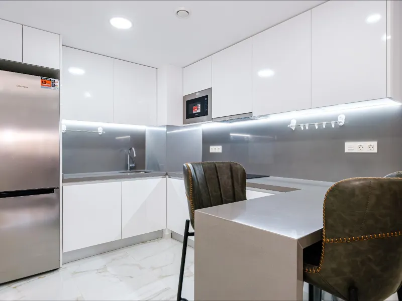 Exclusive Penthouse by the Sea with Two Guest Studios