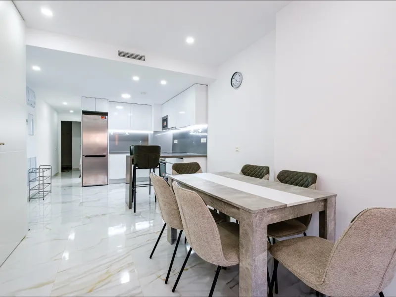 Exclusive Penthouse by the Sea with Two Guest Studios