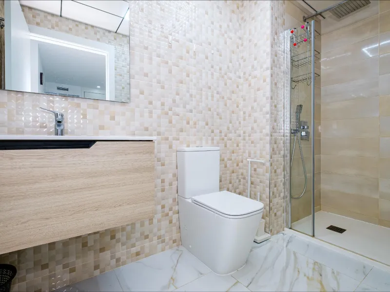 Exclusive Penthouse by the Sea with Two Guest Studios