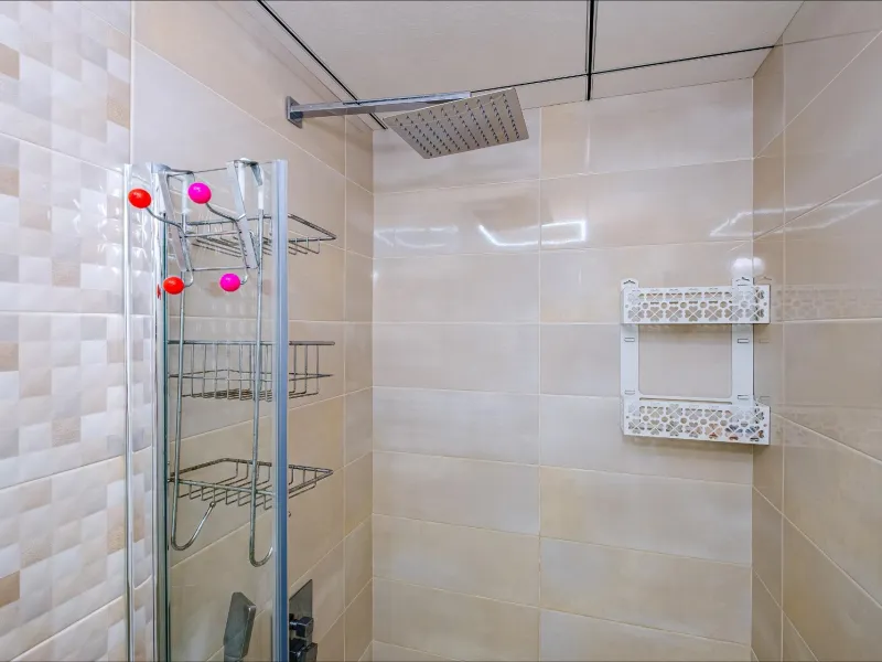 Exclusive Penthouse by the Sea with Two Guest Studios