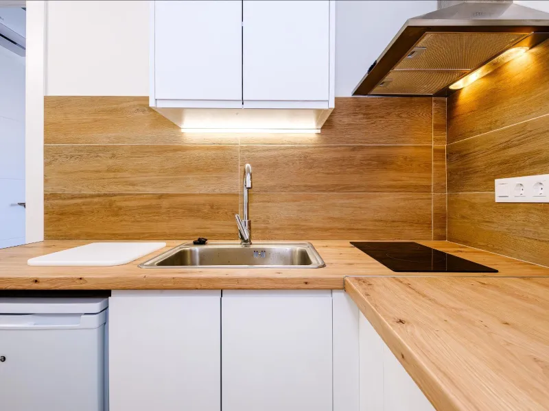 Exclusive Penthouse by the Sea with Two Guest Studios