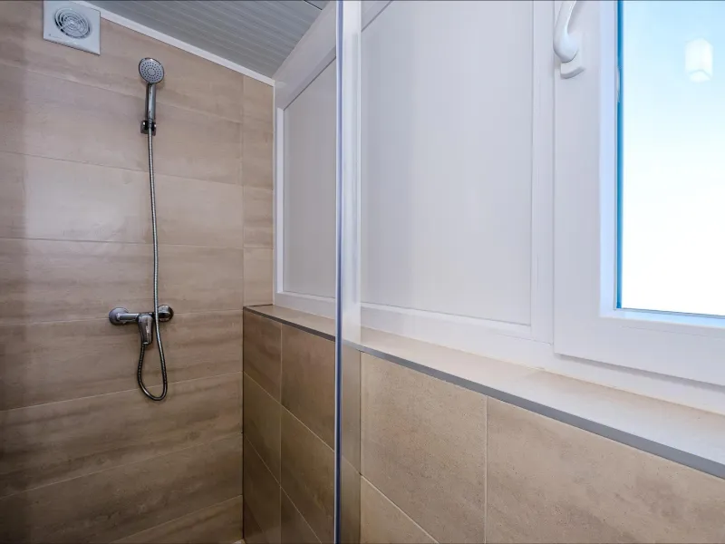 Exclusive Penthouse by the Sea with Two Guest Studios