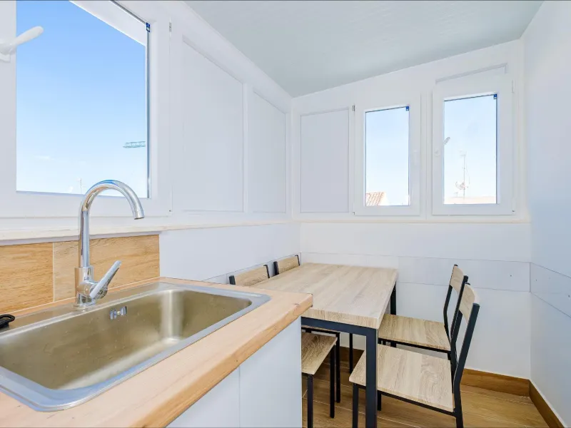 Exclusive Penthouse by the Sea with Two Guest Studios