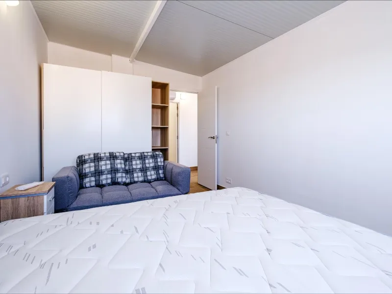 Exclusive Penthouse by the Sea with Two Guest Studios