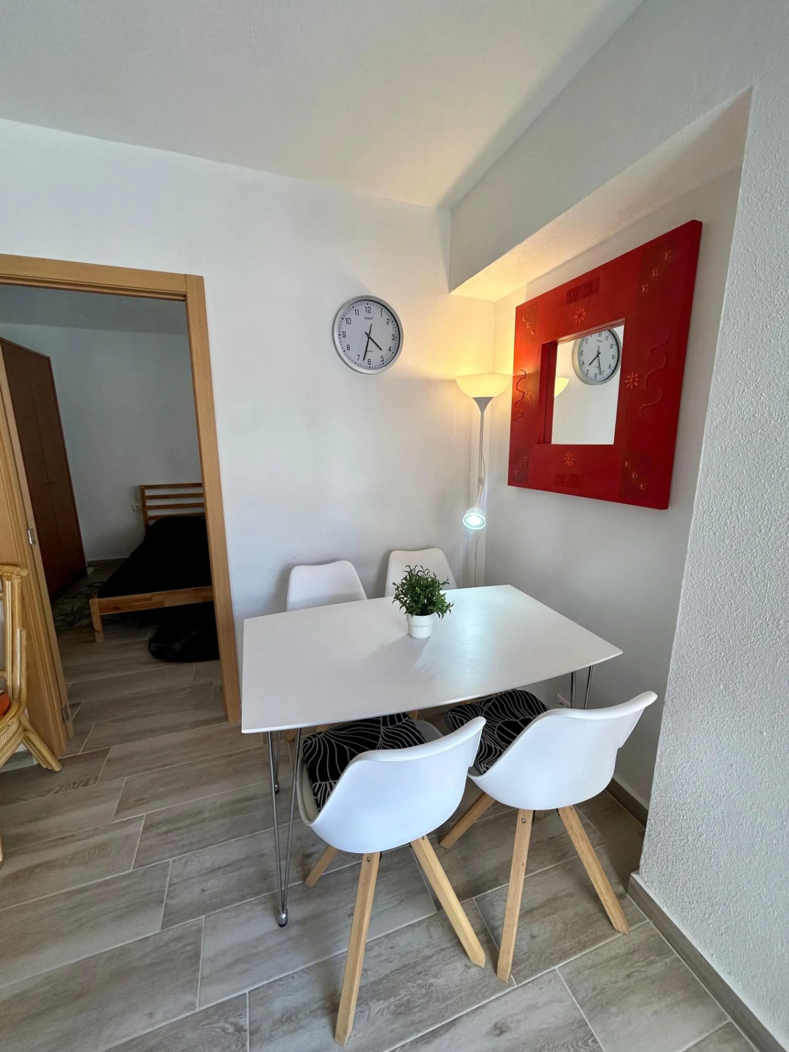 Piso reformado de 3 habitaciones con terraza en pleno centro de Torrevieja I 198.000€