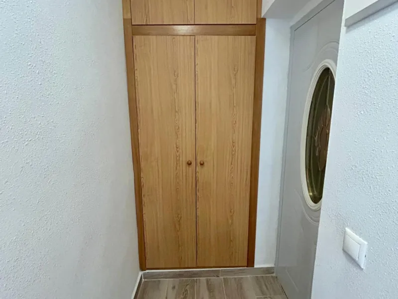 Piso reformado de 3 habitaciones con terraza en pleno centro de Torrevieja I 198.000€