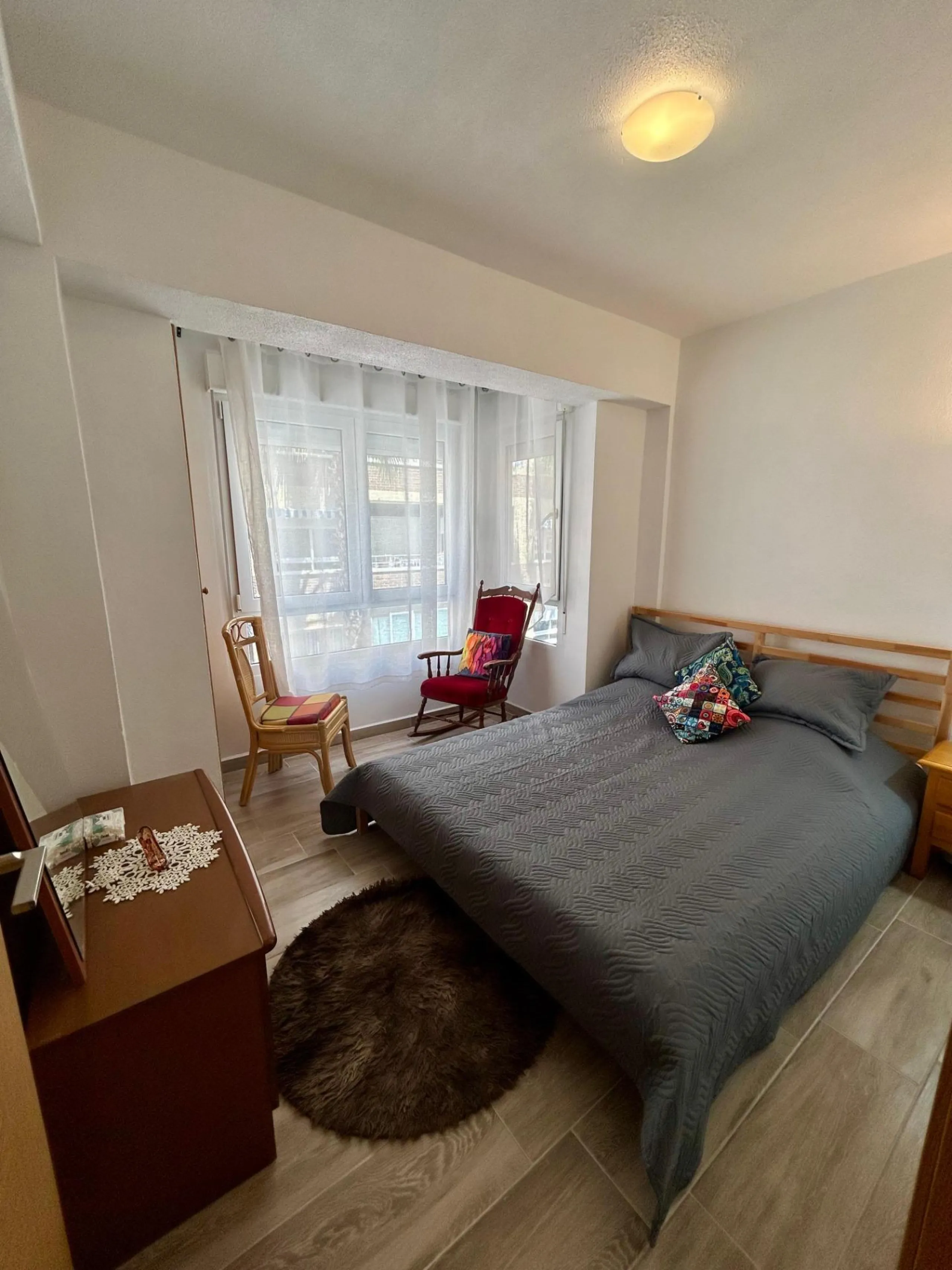 Piso reformado de 3 habitaciones con terraza en pleno centro de Torrevieja I 198.000€