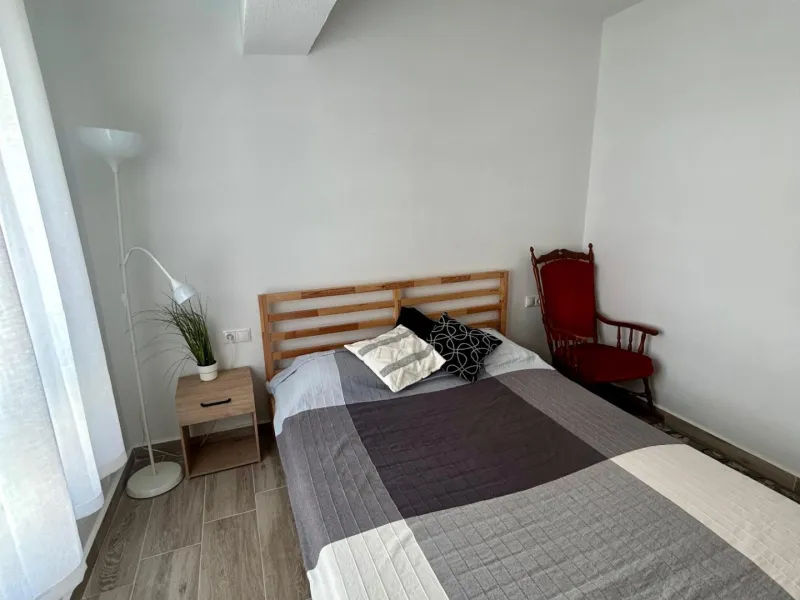 Piso reformado de 3 habitaciones con terraza en pleno centro de Torrevieja I 198.000€