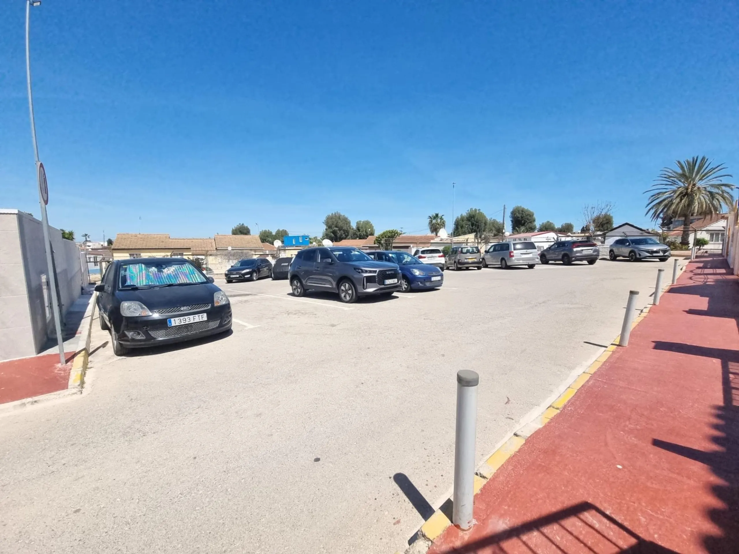 Charming Renovated Bungalow in Torrevieja, Ideal for Enjoying the Sun