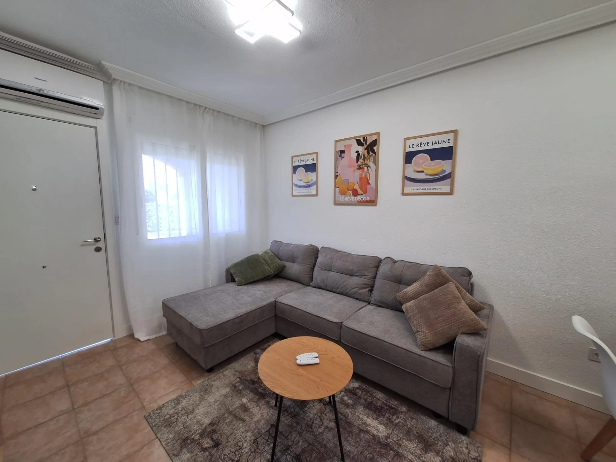 Charming Bungalow in Torrevieja with Community Pool and All Exterior
