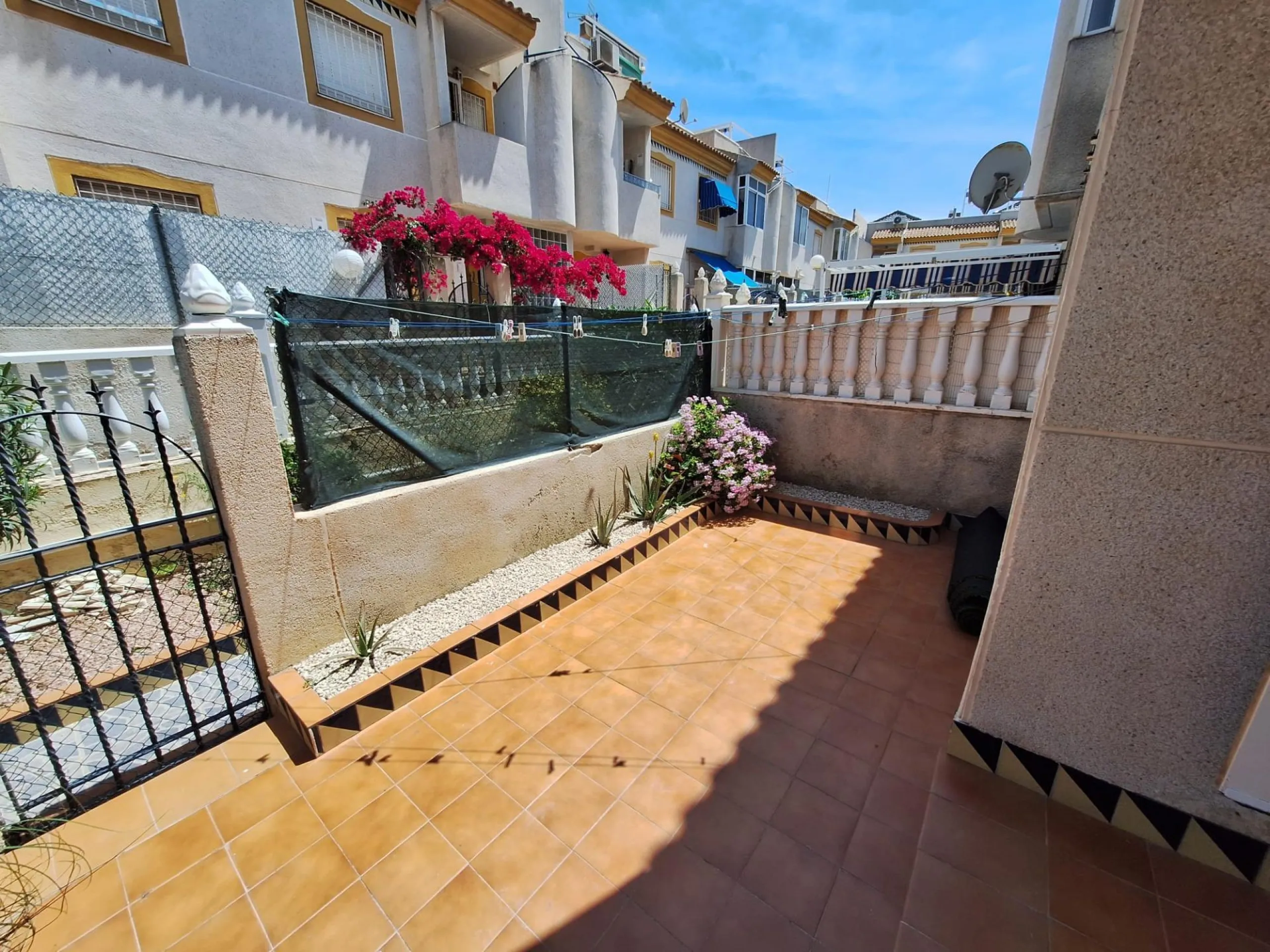 Charming Bungalow in Torrevieja with Community Pool and All Exterior