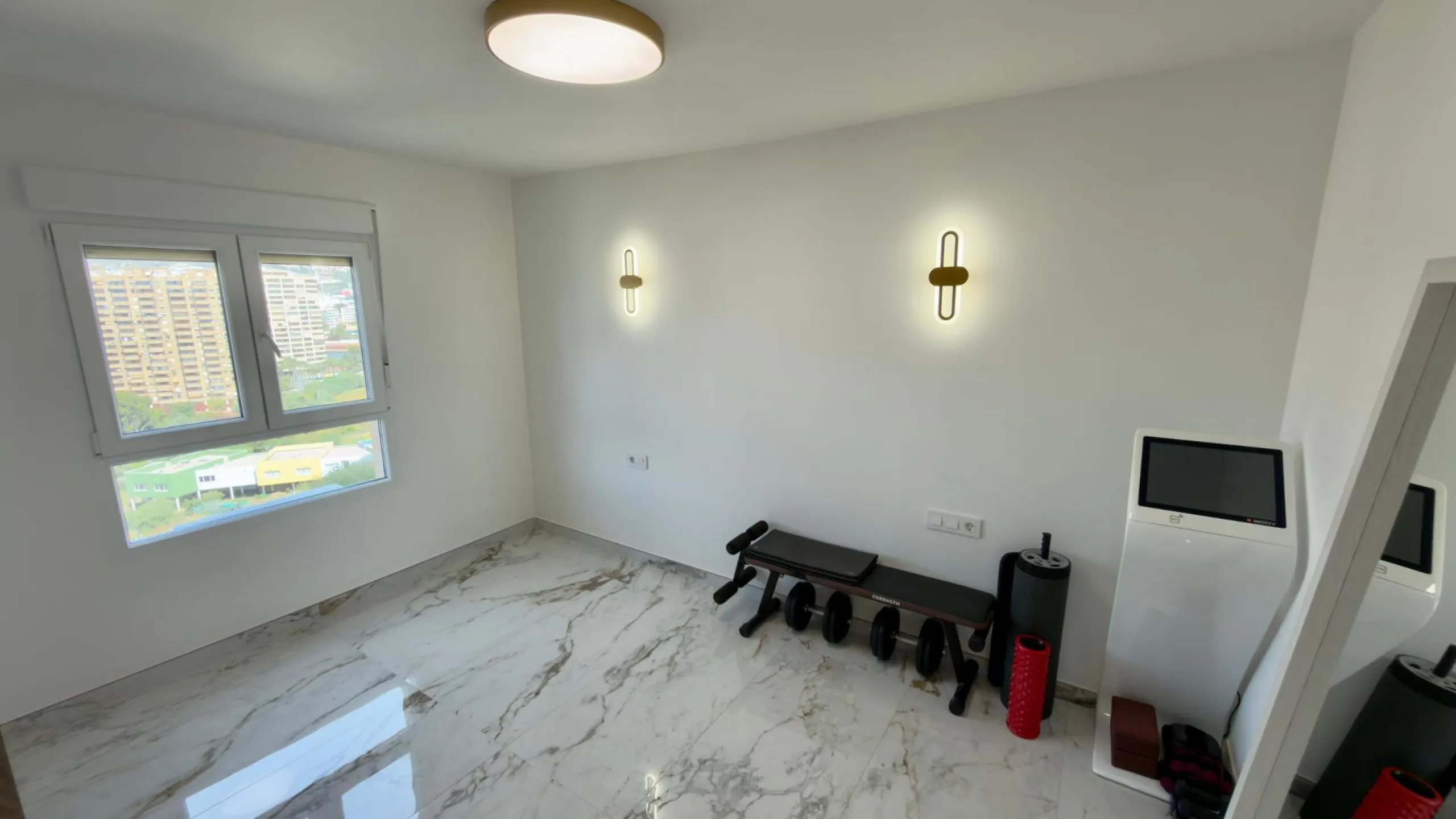 Elegant apartments by the sea in the prestigious area of Poniente, Benidorm