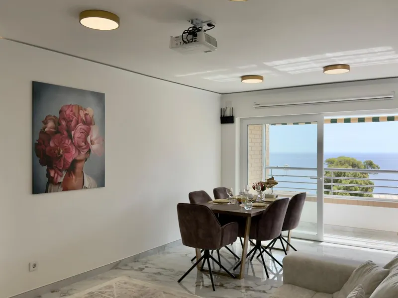 Elegant apartments by the sea in the prestigious area of Poniente, Benidorm