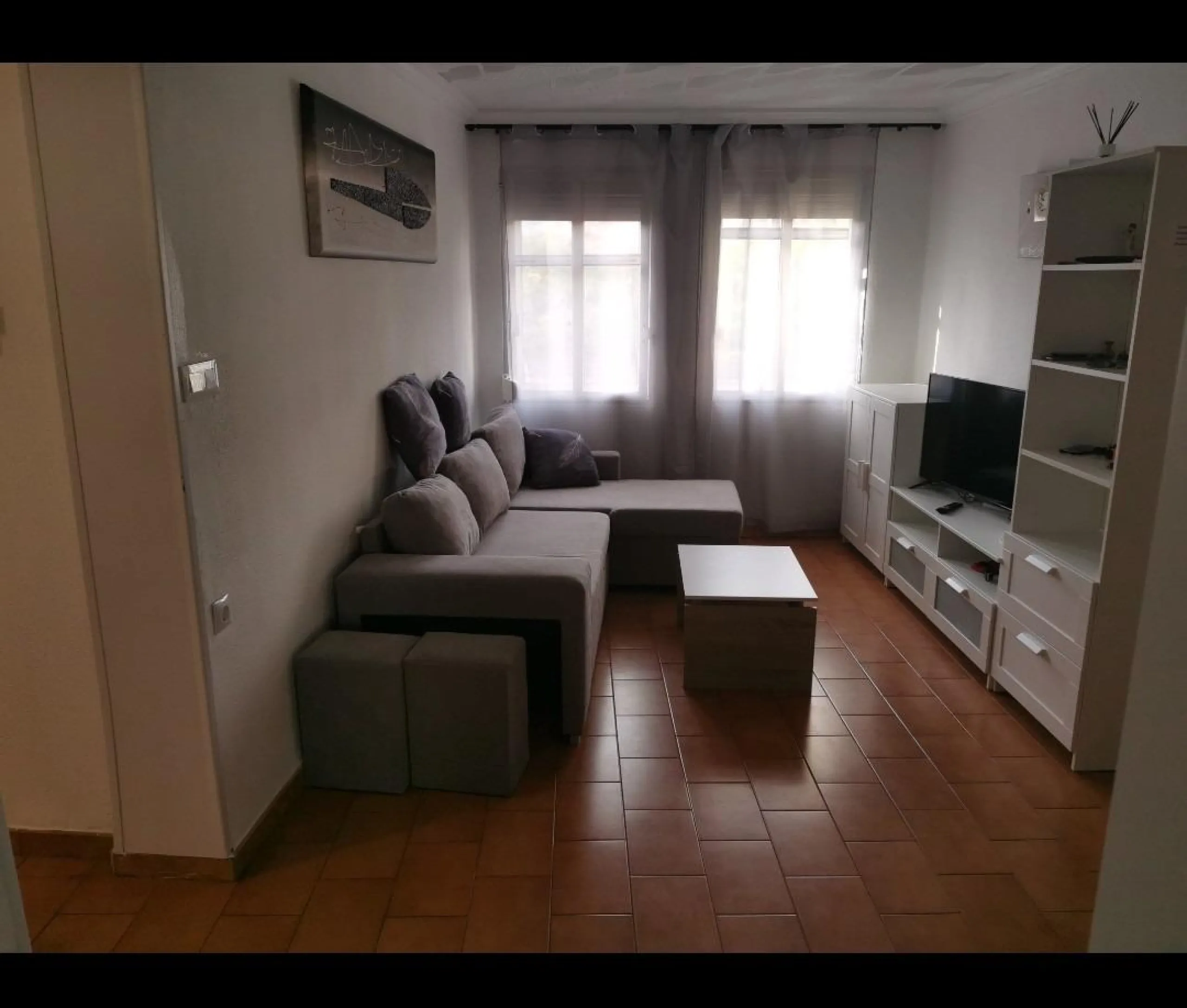Acogedor Piso en Carolinas Altas, Alicante - Ideal para Entrar a Vivir