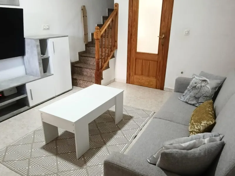 3 BEDROOM, 2 BATHROOM TOWNHOUSE WITH POOL IN LA LAGUNA DE TORREVIEJA