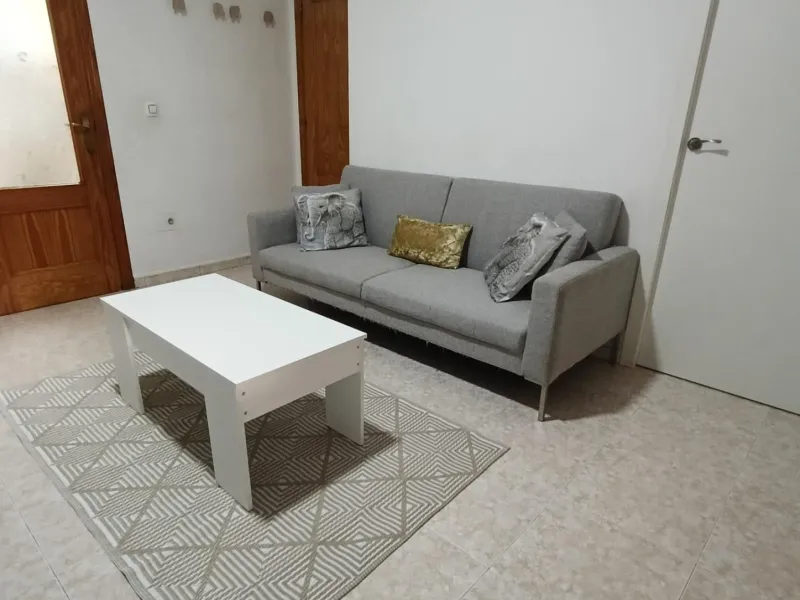 3 BEDROOM, 2 BATHROOM TOWNHOUSE WITH POOL IN LA LAGUNA DE TORREVIEJA