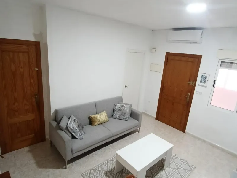 3 BEDROOM, 2 BATHROOM TOWNHOUSE WITH POOL IN LA LAGUNA DE TORREVIEJA