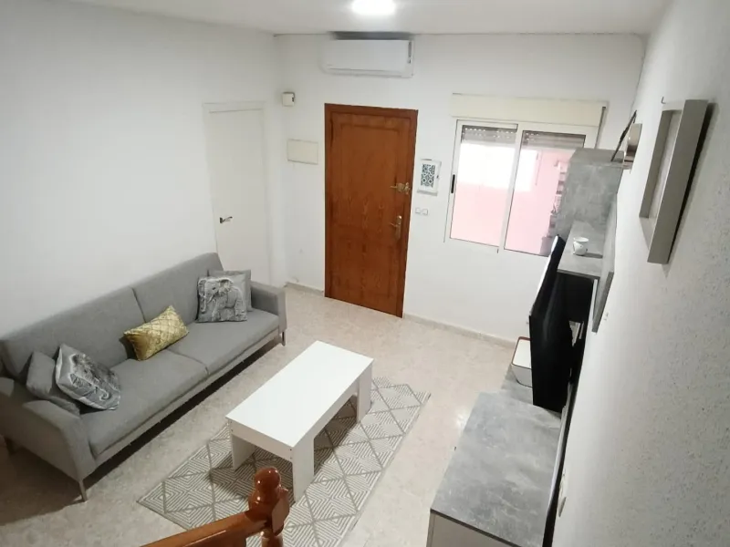 3 BEDROOM, 2 BATHROOM TOWNHOUSE WITH POOL IN LA LAGUNA DE TORREVIEJA