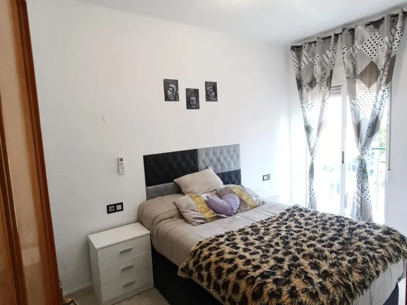 3 BEDROOM, 2 BATHROOM TOWNHOUSE WITH POOL IN LA LAGUNA DE TORREVIEJA