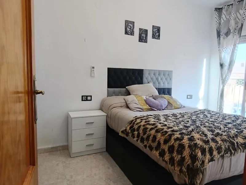 3 BEDROOM, 2 BATHROOM TOWNHOUSE WITH POOL IN LA LAGUNA DE TORREVIEJA