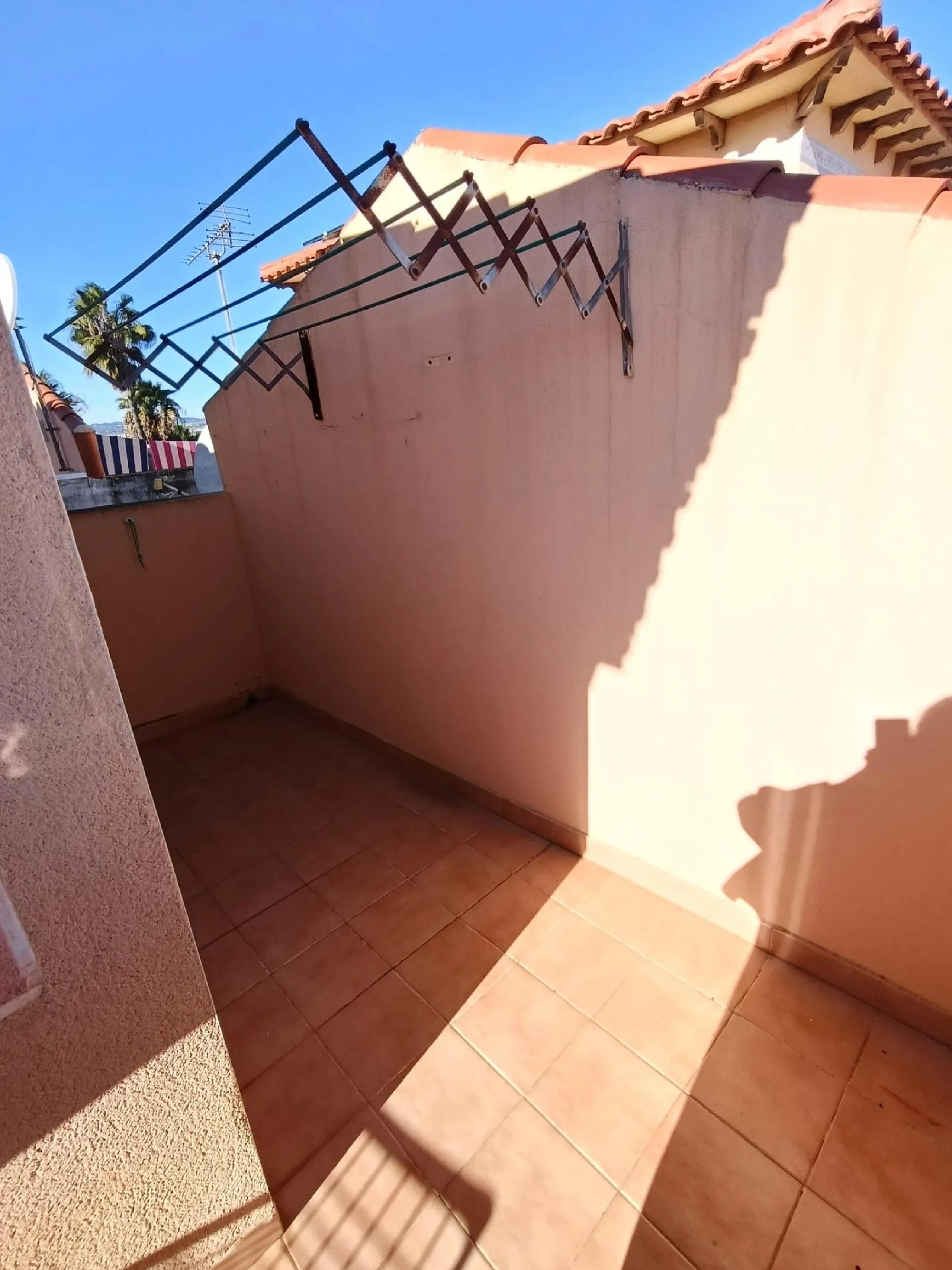 3 BEDROOM, 2 BATHROOM TOWNHOUSE WITH POOL IN LA LAGUNA DE TORREVIEJA