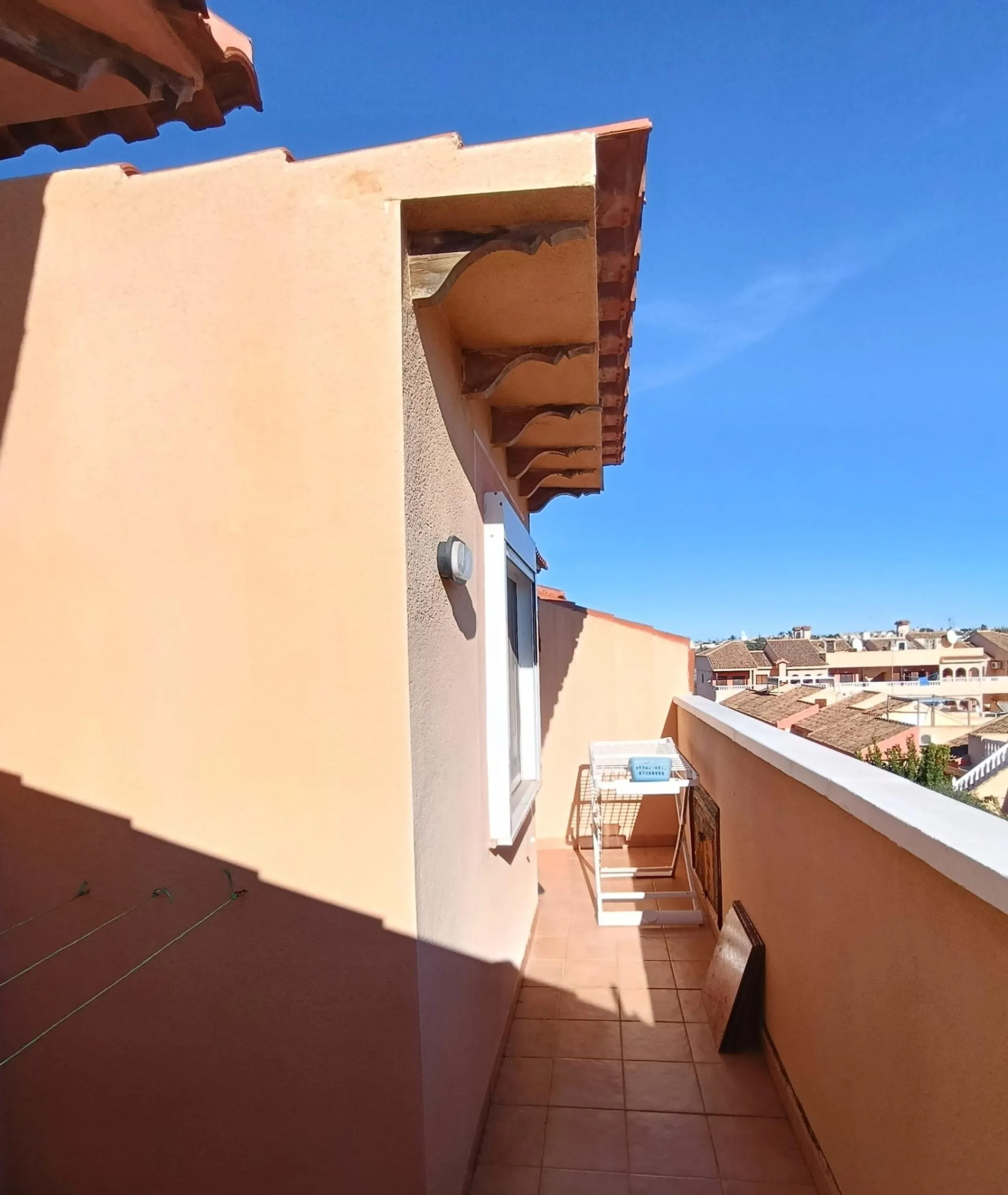 3 BEDROOM, 2 BATHROOM TOWNHOUSE WITH POOL IN LA LAGUNA DE TORREVIEJA