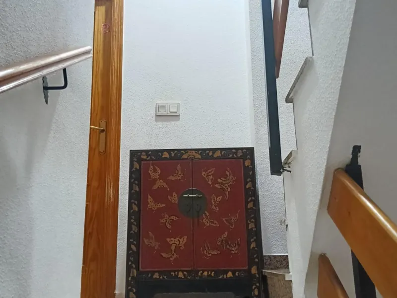 3 BEDROOM, 2 BATHROOM TOWNHOUSE WITH POOL IN LA LAGUNA DE TORREVIEJA