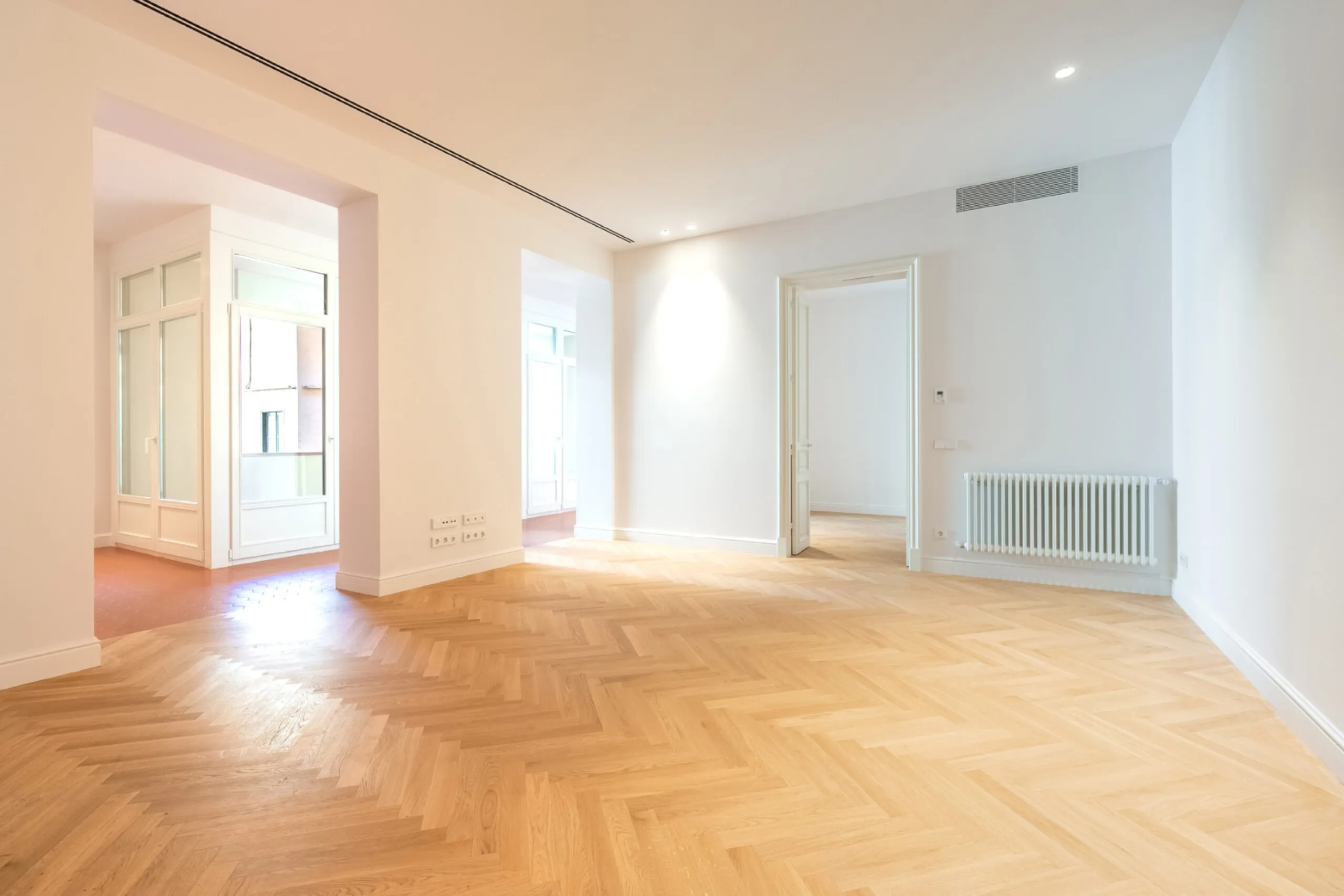 High-End Apartment in Barcelona’s Historic Center, Steps from Las Ramblas