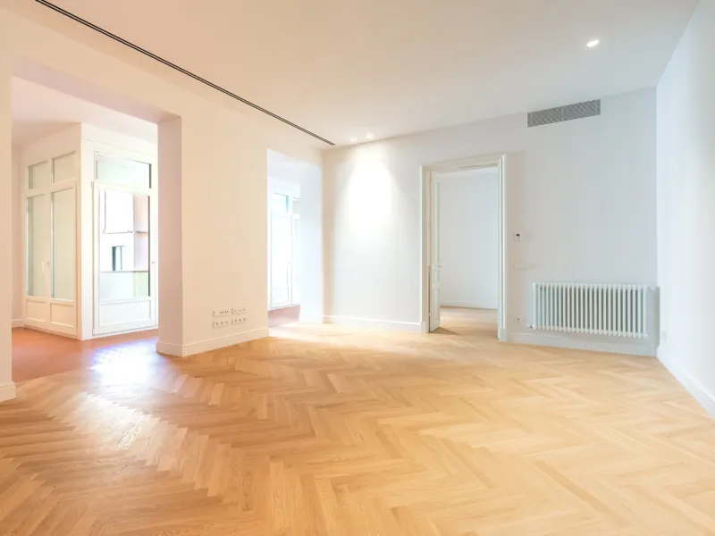 High-End Apartment in Barcelona’s Historic Center, Steps from Las Ramblas