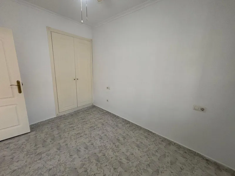 Upper Floor Bungalow with Private Solarium and South Orientation in Aguas Nuevas