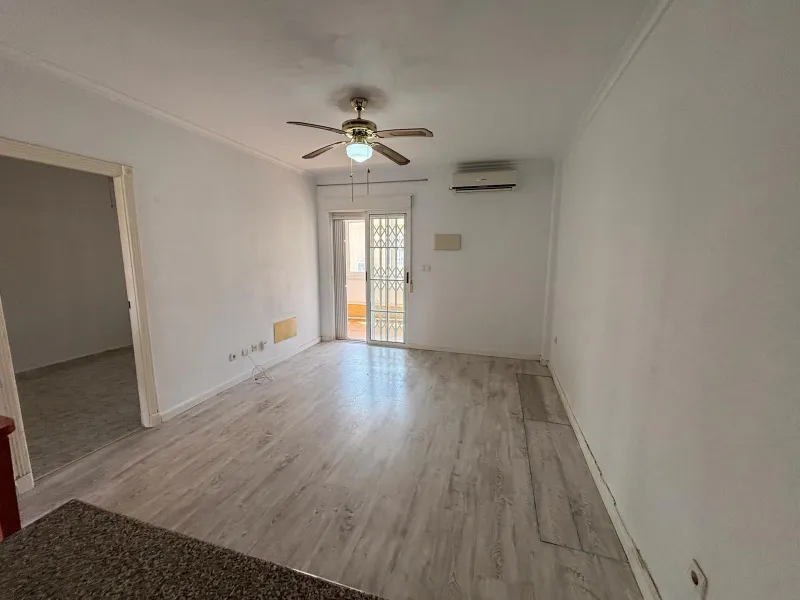 Upper Floor Bungalow with Private Solarium and South Orientation in Aguas Nuevas