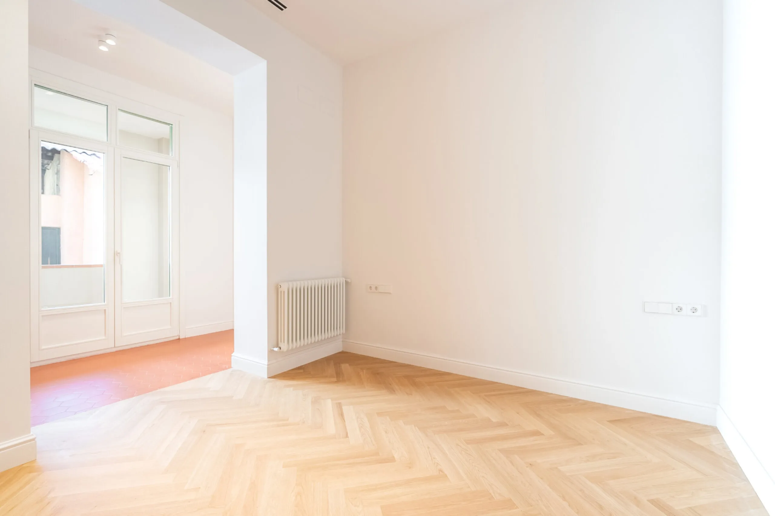 High-End Apartment in Barcelona’s Historic Center, Steps from Las Ramblas