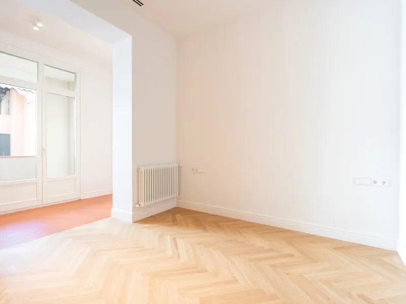 High-End Apartment in Barcelona’s Historic Center, Steps from Las Ramblas