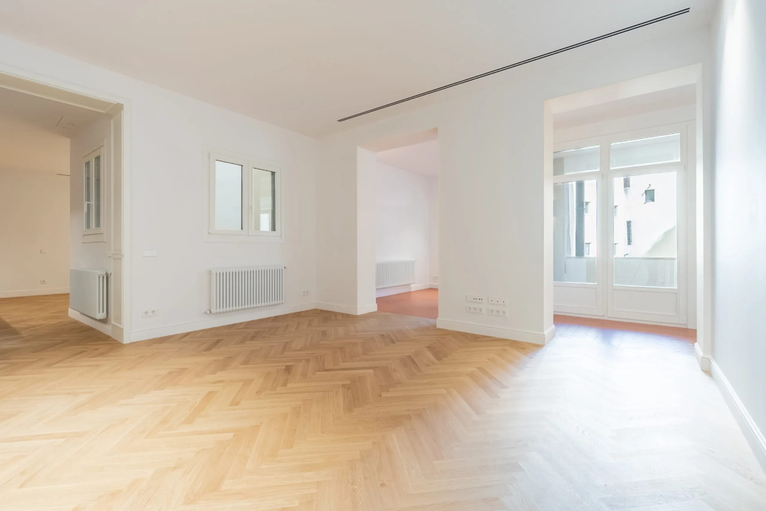 High-End Apartment in Barcelona’s Historic Center, Steps from Las Ramblas