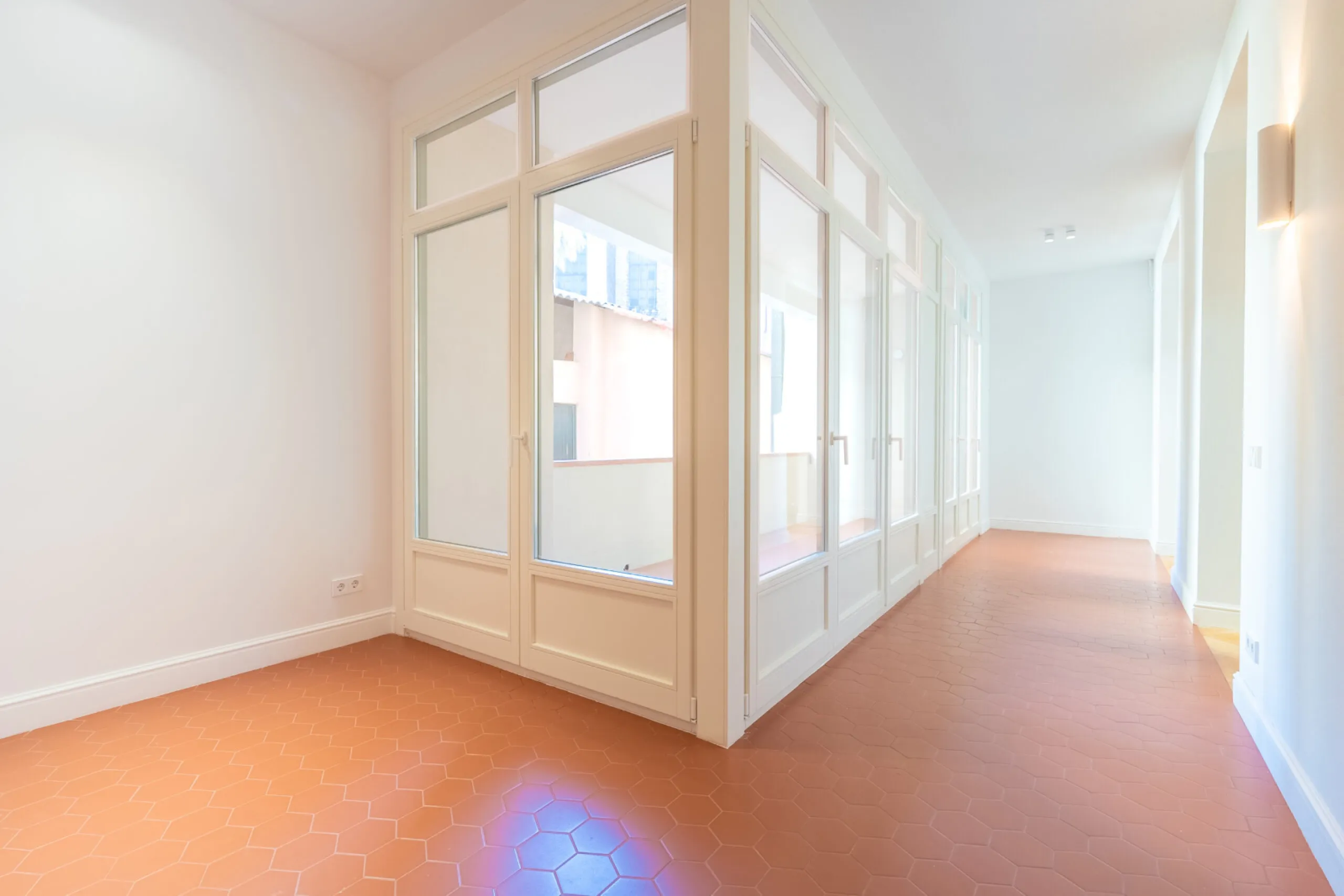 High-End Apartment in Barcelona’s Historic Center, Steps from Las Ramblas