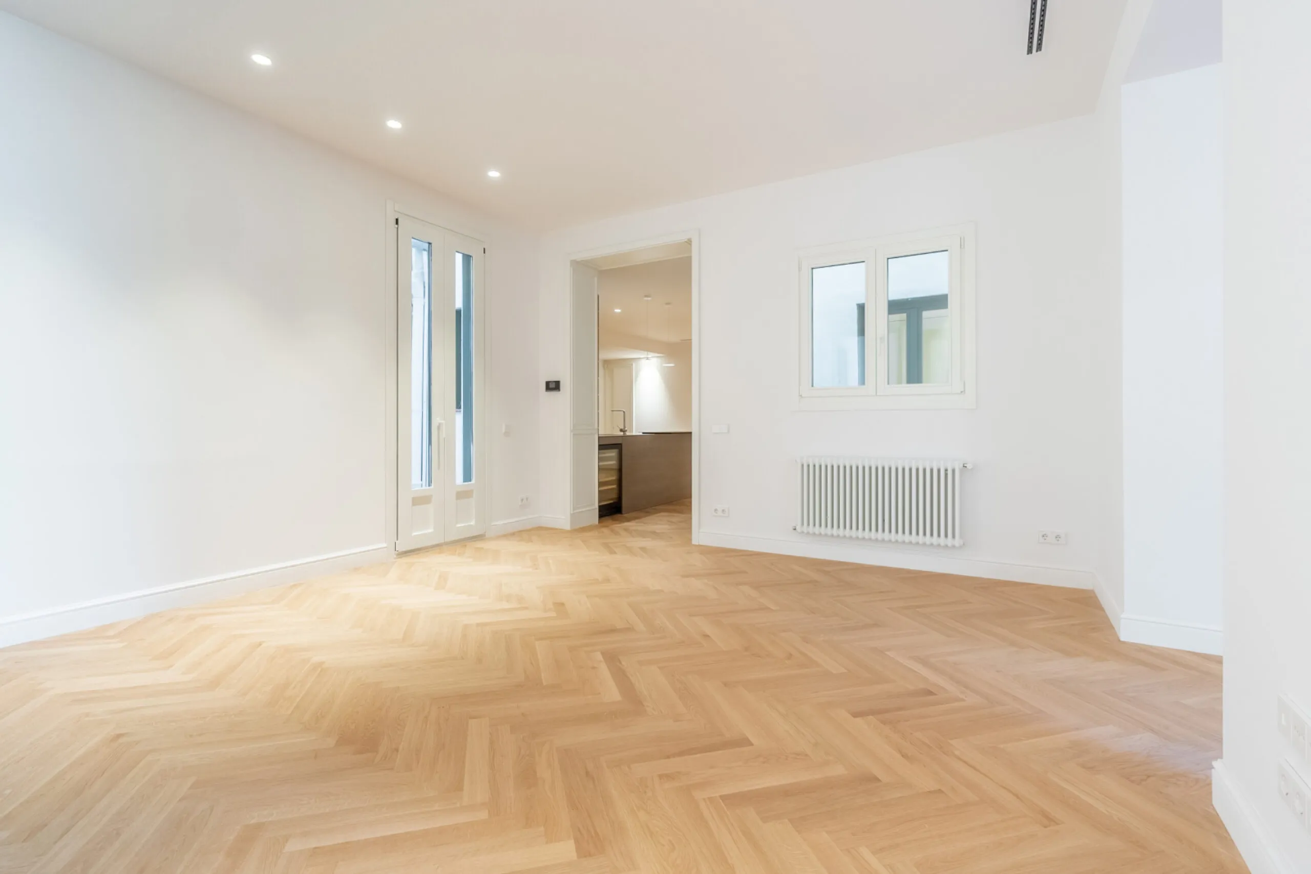 High-End Apartment in Barcelona’s Historic Center, Steps from Las Ramblas