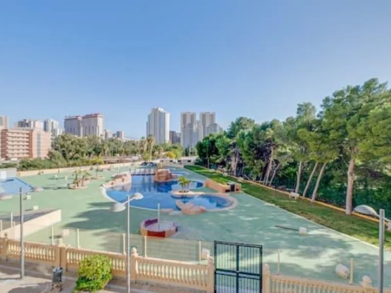 Opportunity in La Cala de Finestrat: Apartment in a Mediterranean Bay near Benidorm** 🏠✨