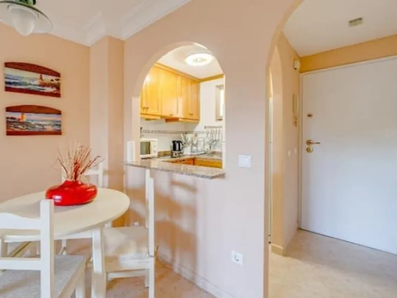 Opportunity in La Cala de Finestrat: Apartment in a Mediterranean Bay near Benidorm** 🏠✨
