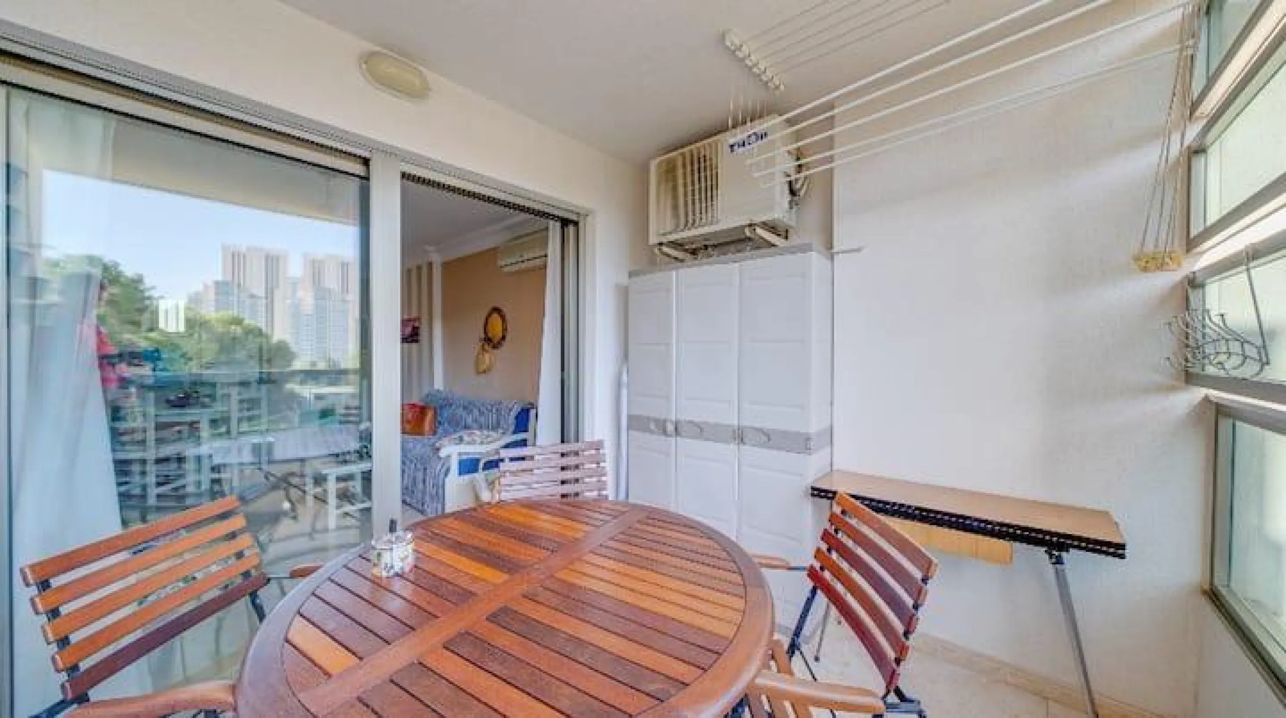 Opportunity in La Cala de Finestrat: Apartment in a Mediterranean Bay near Benidorm** 🏠✨
