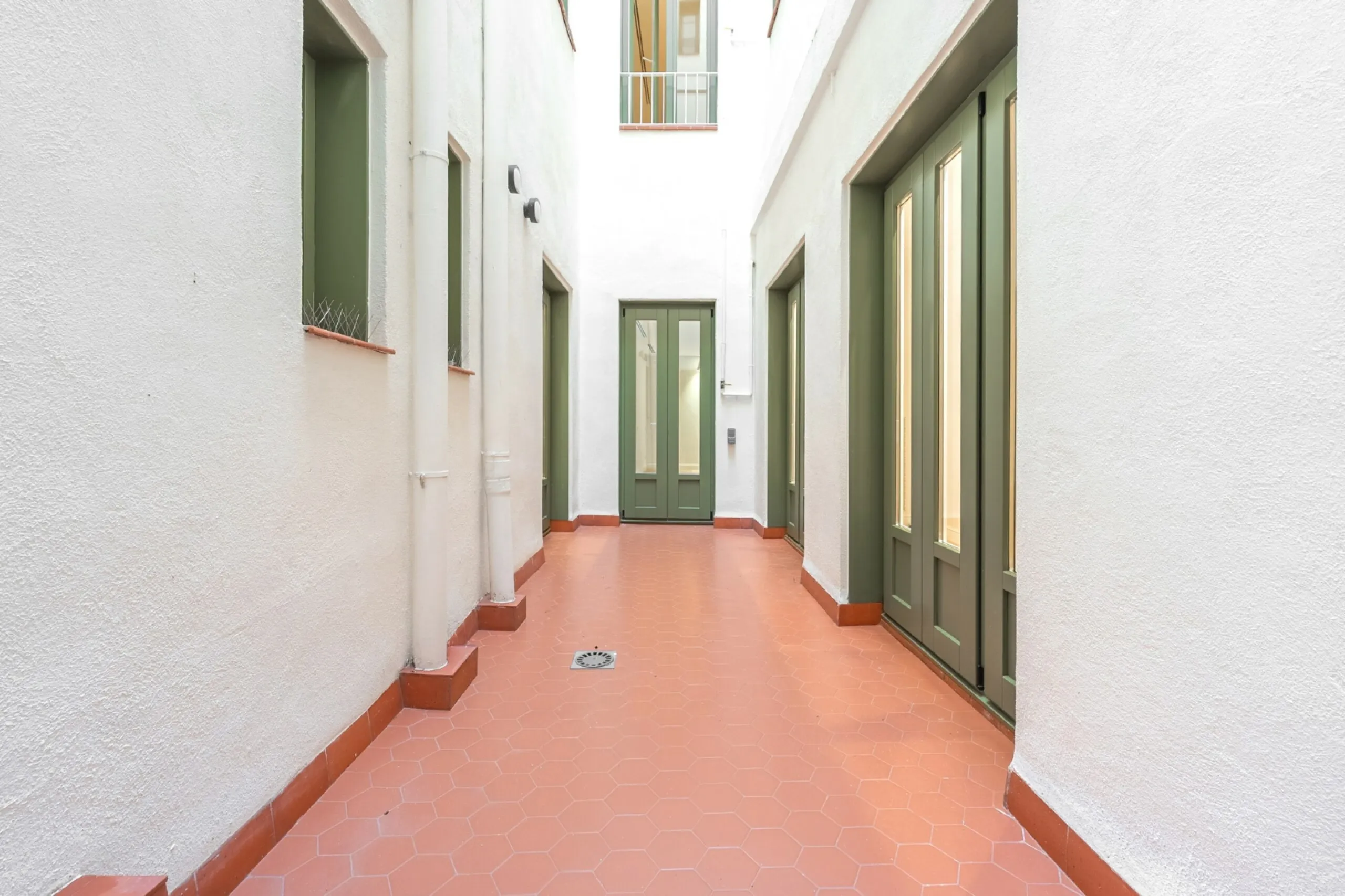 High-End Apartment in Barcelona’s Historic Center, Steps from Las Ramblas