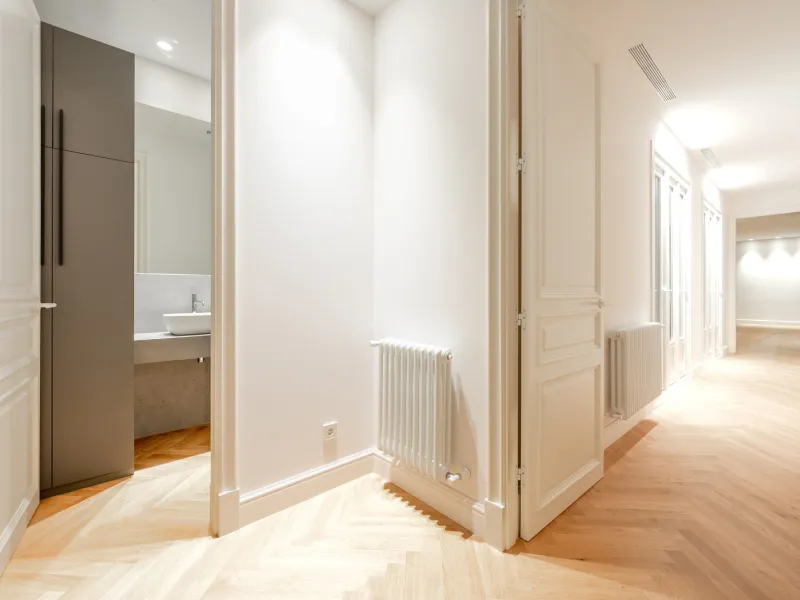 High-End Apartment in Barcelona’s Historic Center, Steps from Las Ramblas
