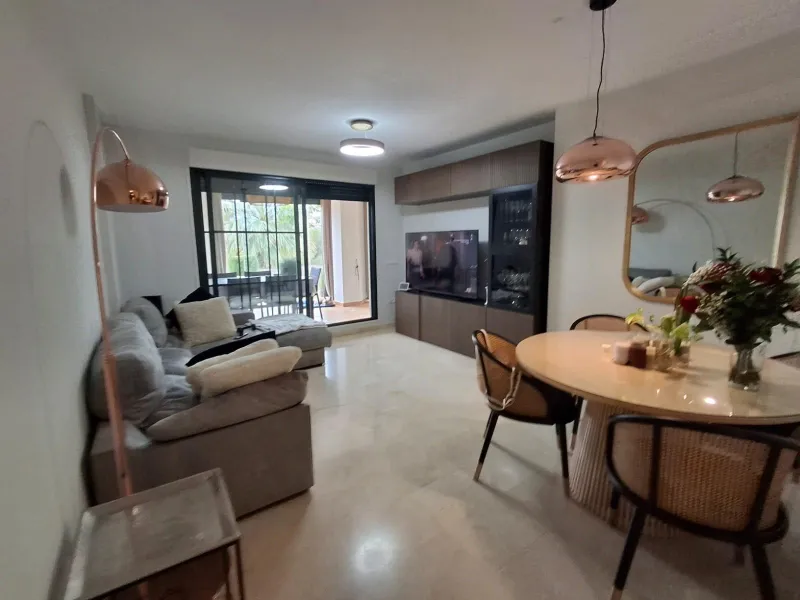 🌿🌊 Apartamento de esquina con gran jardín y vistas al mar en Sierra Cortina 🌊🌿